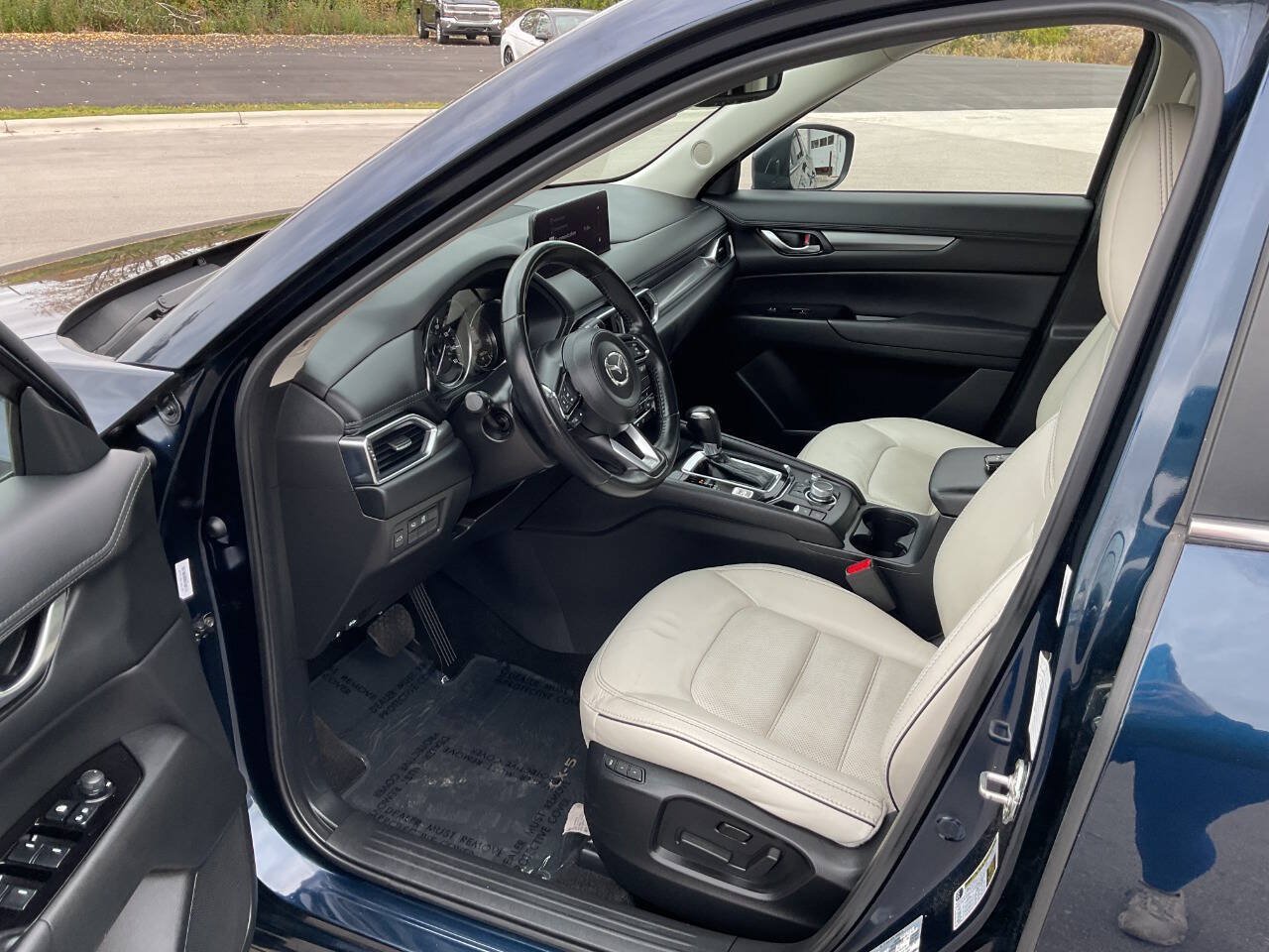 Used 2025 MAZDA CX-5 AWD 2.5 S w/ Preferred Package image 14