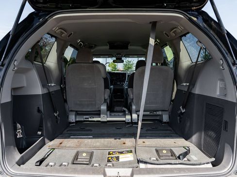 Used 2019 Toyota Sienna LE FWD image 16