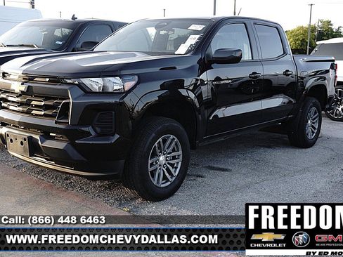 Used 2023 Chevrolet Colorado LT RWD image 4