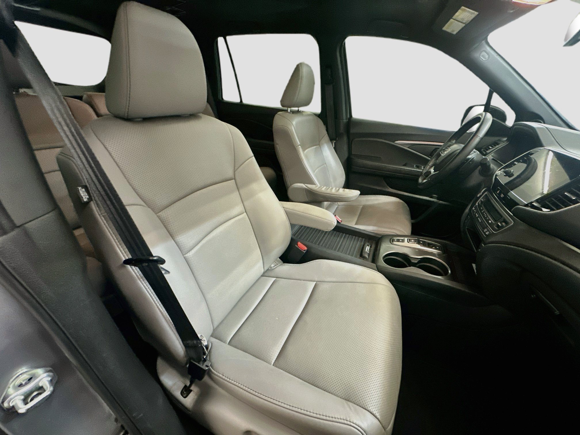 Used 2023 Honda Passport EX-L image 33
