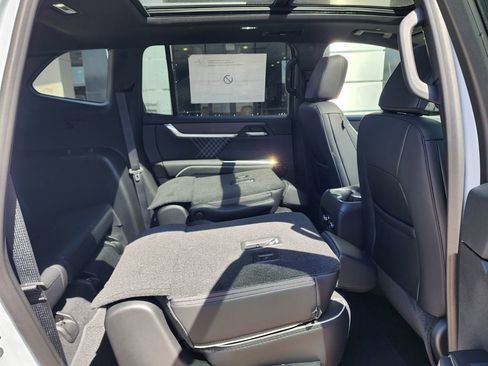 New 2026 GMC Acadia Denali w/ Super Cruise Package FWD image 50