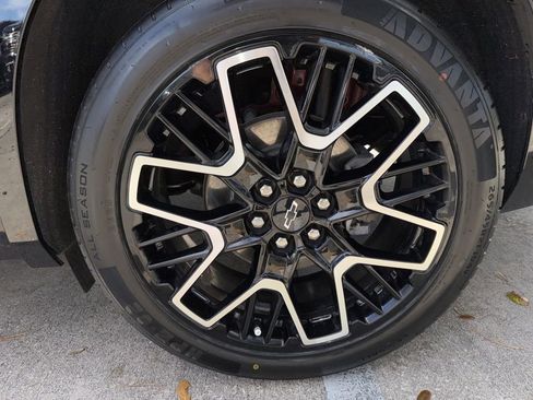 Used 2023 Chevrolet Blazer RS w/ Enhanced Convenience Package image 48