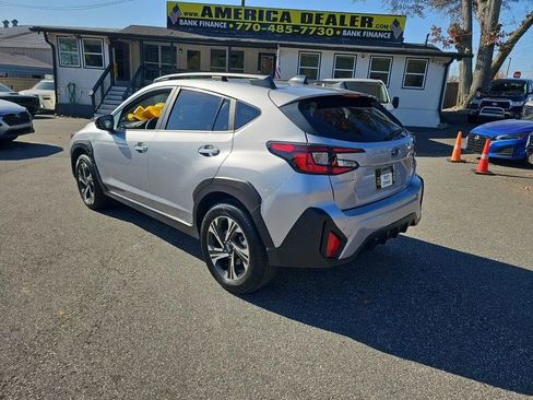 Used 2024 Subaru Crosstrek 2.0i Premium image 8