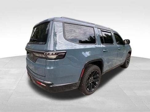 Used 2026 Jeep Grand Wagoneer Limited AWD/4WD image 8