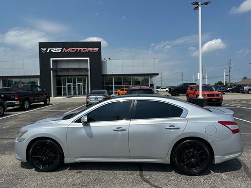 Used 2011 Nissan Maxima 3.5 SV w/ Premium Pkg FWD image 16