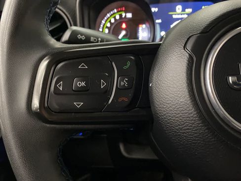 Used 2024 Jeep Wrangler Unlimited Rubicon 4xe AWD/4WD image 21