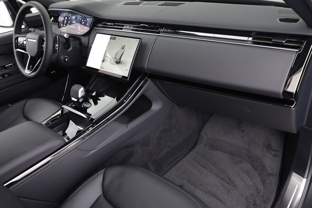 New 2026 Land Rover Range Rover Sport Dynamic SE AWD/4WD image 21