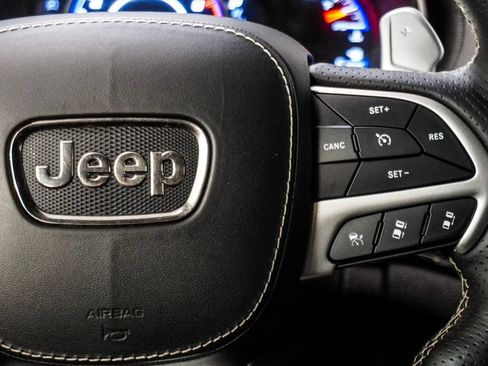 Used 2018 Jeep Grand Cherokee Trackhawk w/ Trailer Tow Group IV AWD/4WD image 14