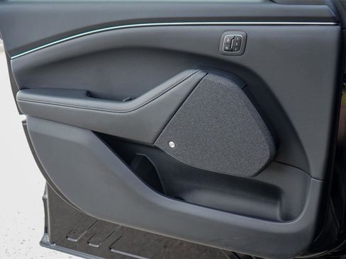 Certified 2025 Ford Mustang Mach-E Premium AWD/4WD image 19