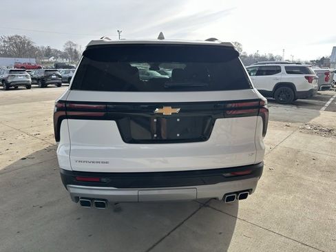 Certified 2024 Chevrolet Traverse LT w/ Trailering Package image 6