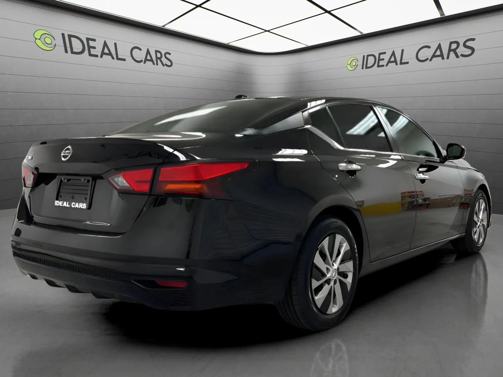 Used 2020 Nissan Altima 2.5 S FWD image 5