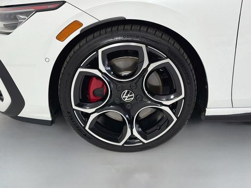 Used 2025 Volkswagen GTI Autobahn FWD image 32