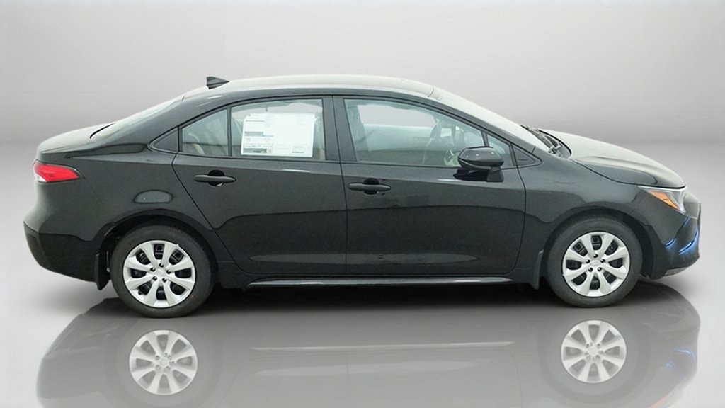 New 2027 Toyota Corolla LE FWD image 7