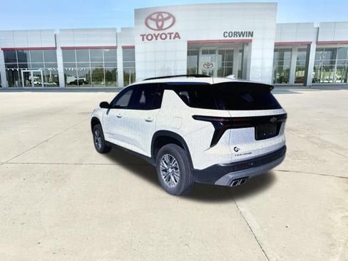 Used 2024 Chevrolet Traverse LT w/ LPO, Floor Liner Package FWD image 29