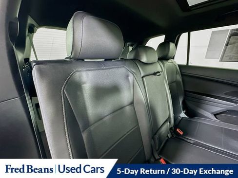 Used 2020 Volkswagen Tiguan SE R-Line w/ 3rd Row Seat Package image 30