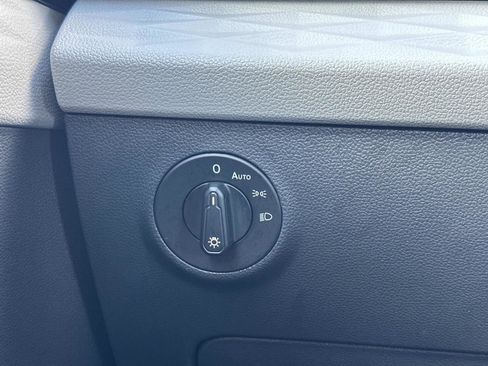 Used 2024 Volkswagen Taos S image 26