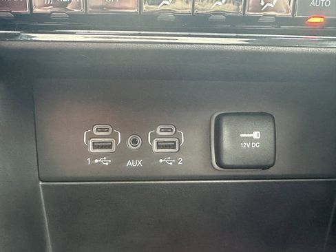 Used 2024 Jeep Grand Cherokee Limited 4xe image 30