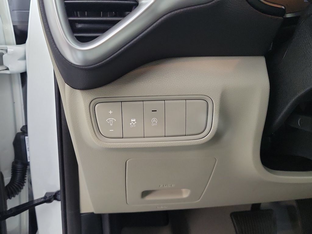 Used 2023 Kia Soul LX FWD image 15