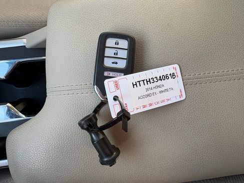 Used 2014 Honda Accord EX image 30