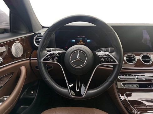 Used 2022 Mercedes-Benz E 350 4MATIC image 14