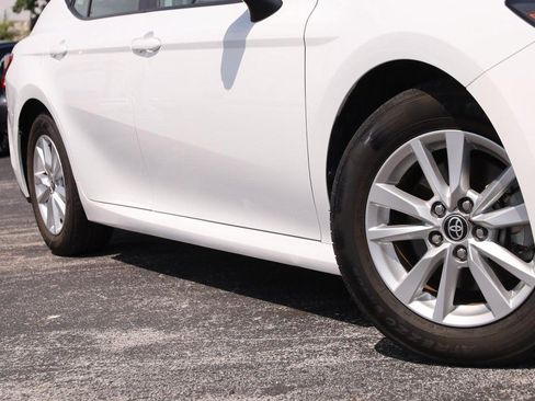 Used 2025 Toyota Camry LE w/ Convenience Package FWD image 3