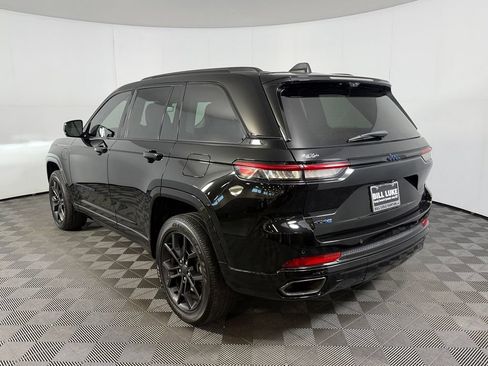 Used 2023 Jeep Grand Cherokee 30th Anniversary AWD/4WD image 9