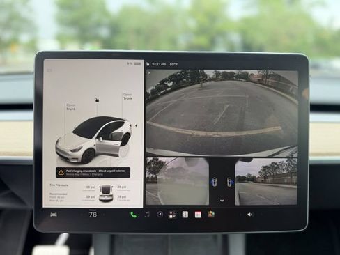 Used 2023 Tesla Model Y Performance AWD/4WD image 21