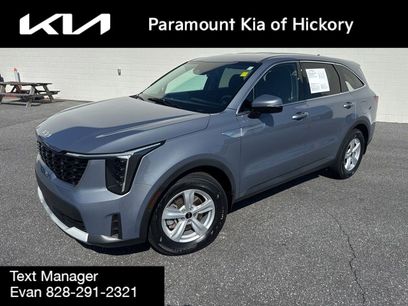 Used 2024 Kia Sorento LX