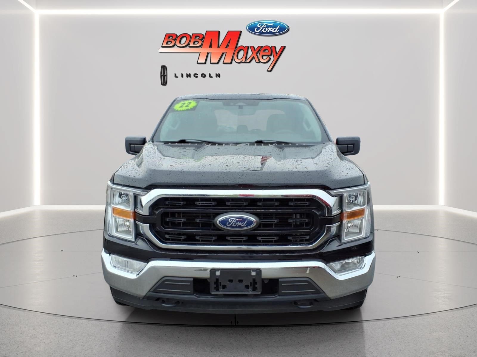 Used 2022 Ford F150 XLT w/ Trailer Tow Package AWD/4WD image 2