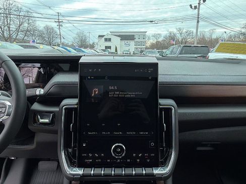 New 2026 GMC Yukon XL Denali image 25