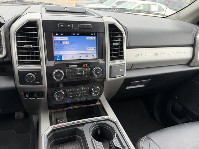 Used 2019 Ford F250 Lariat w/ Lariat Value Package AWD/4WD image 14