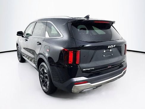 New 2026 Kia Sorento S image 7