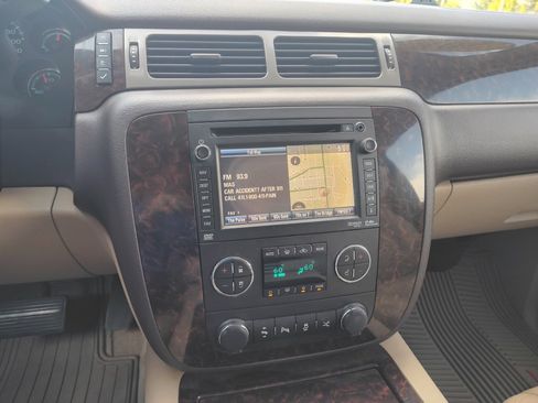 Used 2012 GMC Yukon Denali image 12