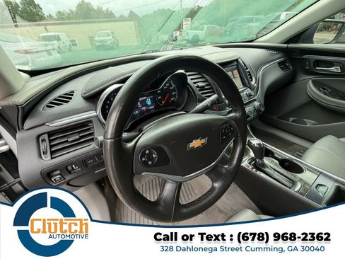 Used 2015 Chevrolet Impala LT w/ Convenience Package FWD image 14