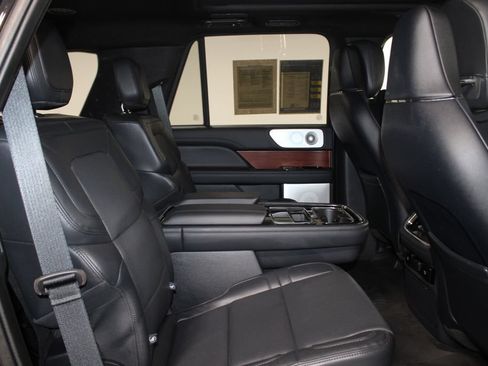 Used 2022 Lincoln Navigator Reserve AWD/4WD image 33
