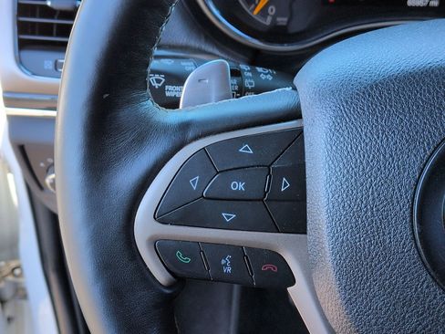 Used 2015 Jeep Grand Cherokee Overland image 19