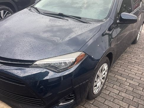 Used 2018 Toyota Corolla LE FWD image 7