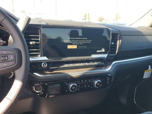 New 2026 GMC Sierra 1500 Elevation AWD/4WD image 16