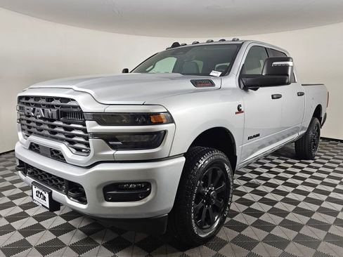 New 2026 RAM 3500 Big Horn AWD/4WD image 8