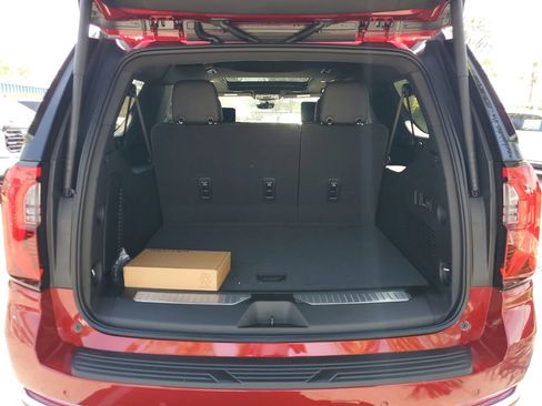 New 2026 GMC Yukon XL Denali w/ Denali Reserve Package image 7