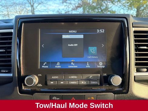 Used 2024 Nissan Frontier SV w/ SV Convenience Package image 40