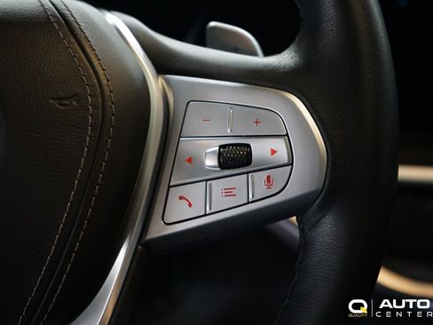 Used 2023 BMW X7 xDrive40i image 25