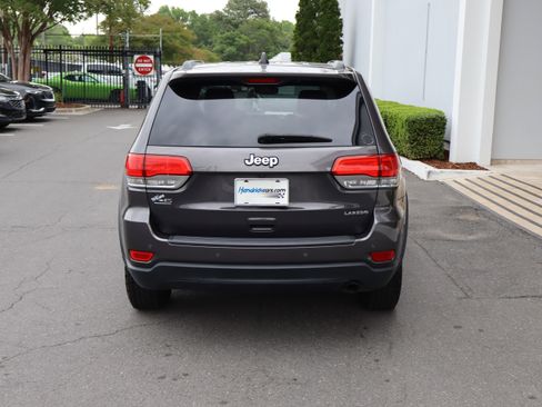 Used 2017 Jeep Grand Cherokee Laredo w/ Quick Order Package 2BE RWD image 9