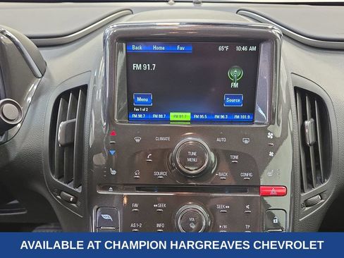 Used 2014 Chevrolet Volt FWD image 17
