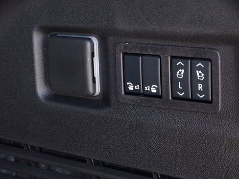 New 2026 Chevrolet Tahoe Premier w/ Sun And Tow Package RWD image 18
