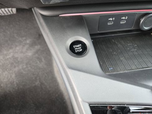New 2026 Nissan Sentra SR w/ SR Premium Package FWD image 21