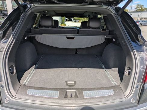 Used 2020 Cadillac XT5 Premium Luxury image 13