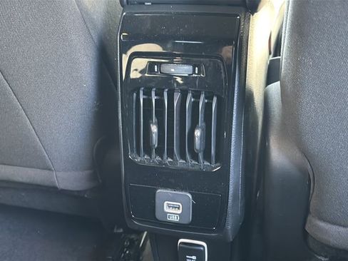 Used 2024 Jeep Compass Sport AWD/4WD image 40