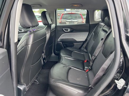 Used 2022 Jeep Compass Latitude AWD/4WD image 22