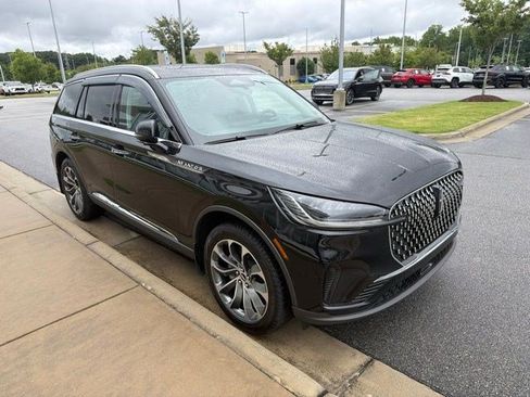Used 2026 Lincoln Aviator Reserve AWD/4WD image 20